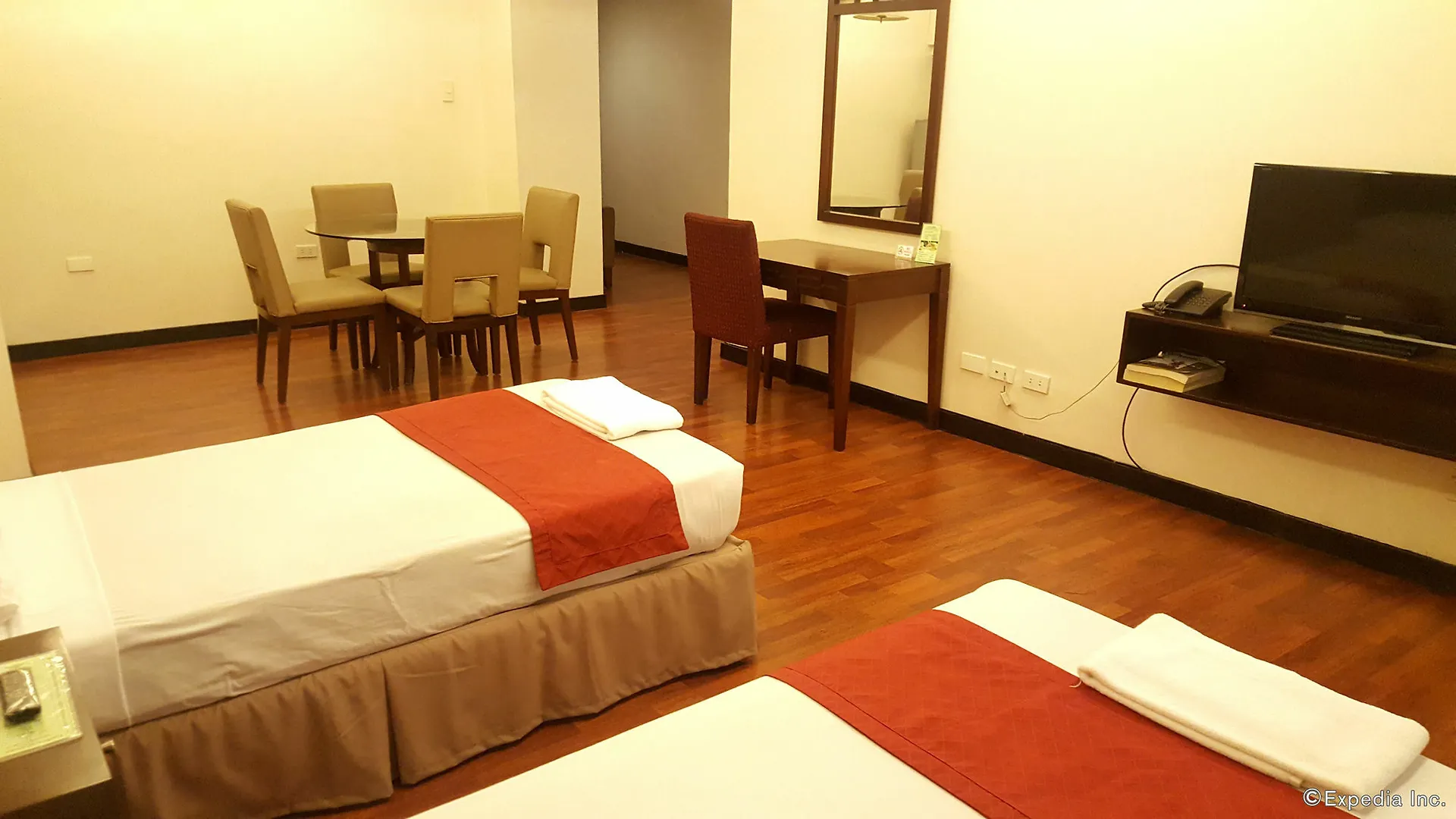 Lpl Suites Greenbelt Makati City 0*,  Philippines