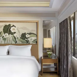 Hotel Dusit Thani Manila, San Pedro Makati